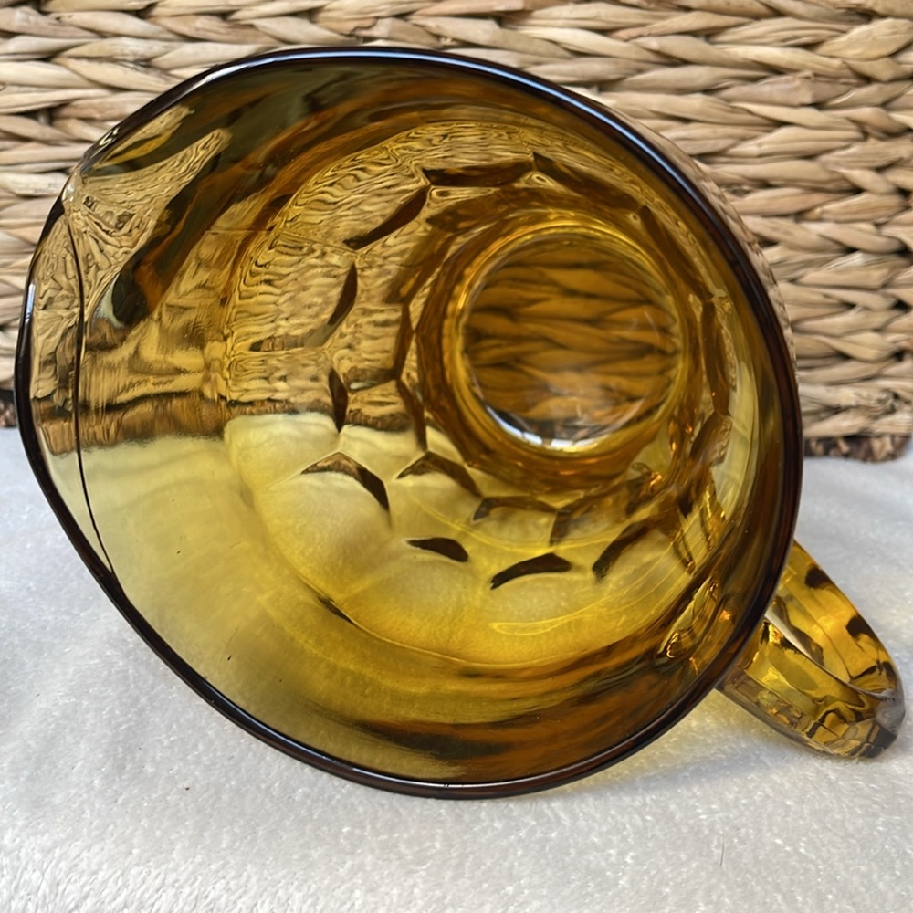 Vintage Glass Amber Gold Water Pitcher 44 ounces or 4 1/2 cups - Picture 6 of 8